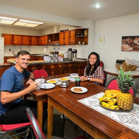 בוגוטה Hostal La Pinta מראה חיצוני תמונה