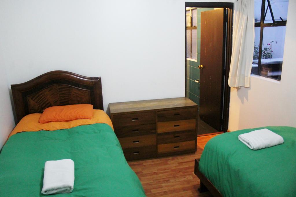 בוגוטה Hostal La Pinta מראה חיצוני תמונה
