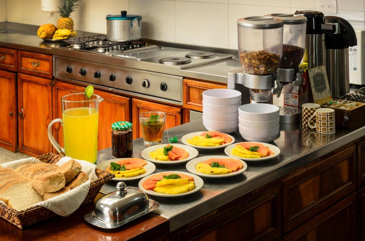 בוגוטה Hostal La Pinta מראה חיצוני תמונה