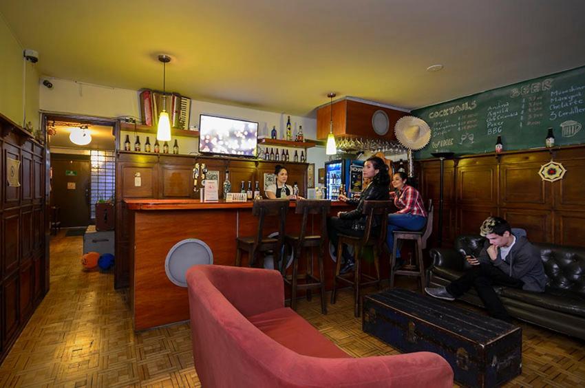 בוגוטה Hostal La Pinta מראה חיצוני תמונה